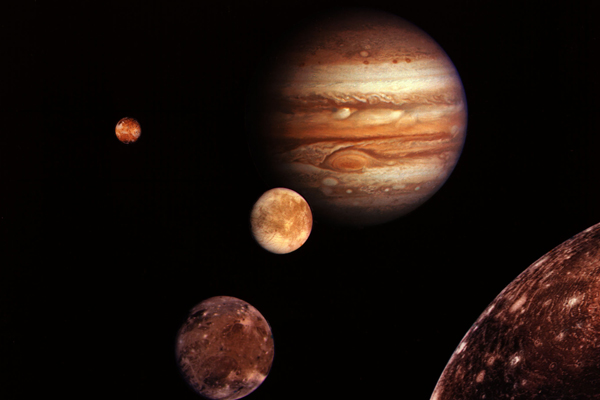 Hành tinh lớn nhất trong hệ mặt trời Sao Mộc là quả cầu khí khổng lồ