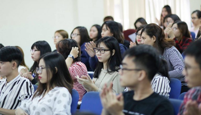 Khối D15 gồm những môn gì? Khối D15 thi ngành nào?