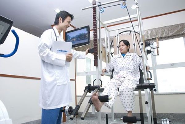 Những yếu tố ảnh hưởng đến lương ngành Phục hồi chức năng